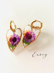 Ohrringe Herzchen mit Trockenblumen