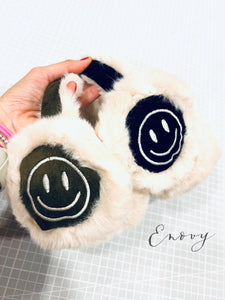 Ohrwärmer mit Smileys und Fell - perfekt für Kinderohren