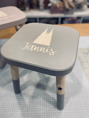 Holzhocker personalisiert