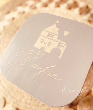 Holzhocker personalisiert