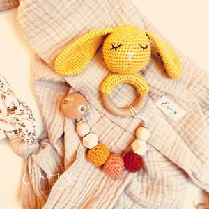 Beißring, Schnullerkette & Rassel (3 in 1)